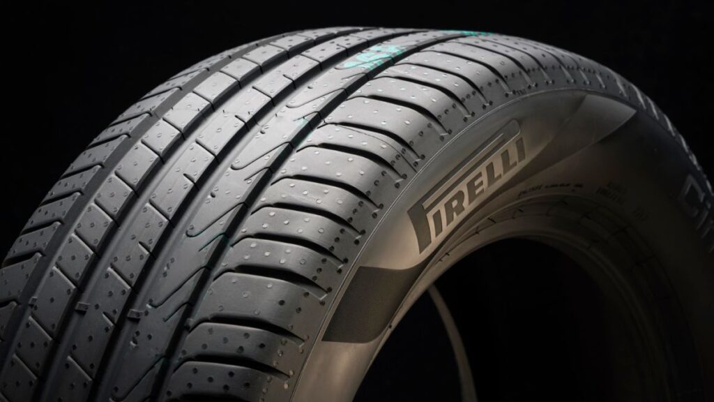 esta imagem se refere a um pneu pirelli