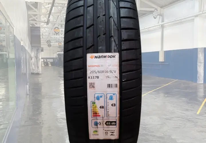 Pneu 205/60R16 Hankook Ventus S1 Evo2 K117B 92V