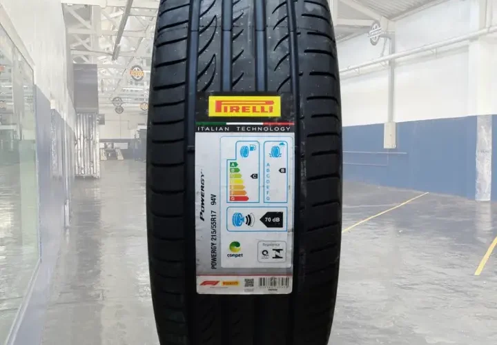 Pneu 215/55R17 Pirelli Powergy 94V