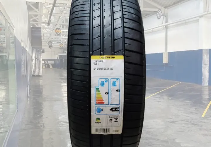 Pneu 215/55R18 Dunlop SP Sport Maxx 060 95V