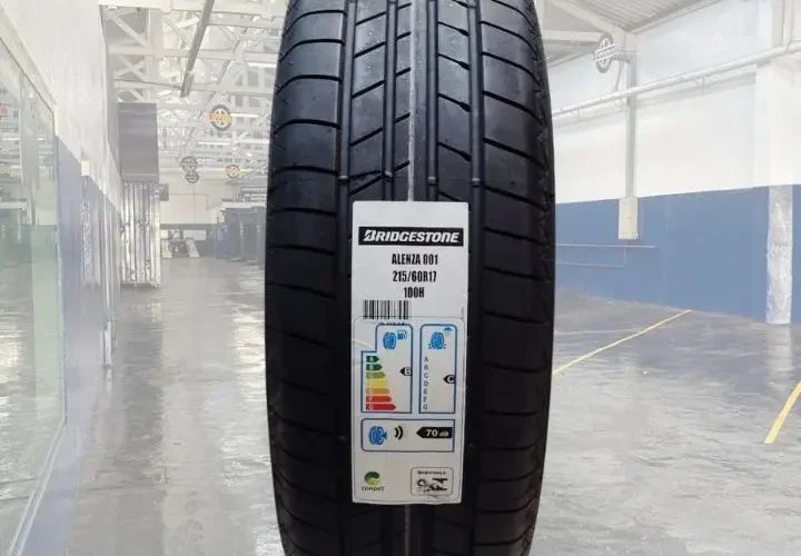 Pneu 215/60R17 Bridgestone Alenza 001 100H