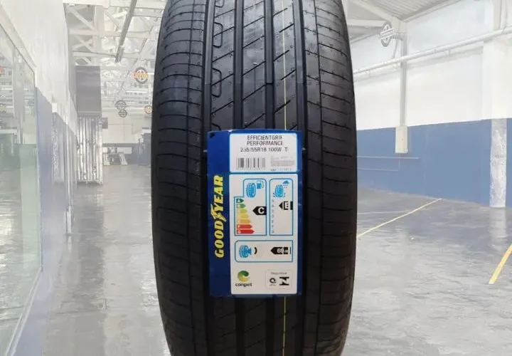 Pneu 235/55R18 GoodYear Efficientgrip Performance 100W