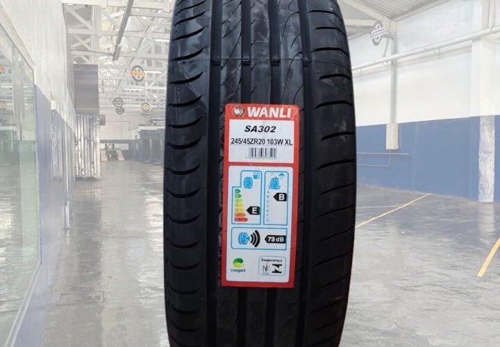 Esta imagem se refere ao Pneu 245/45R20 Wanli SA302 103W